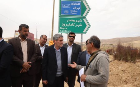 بازدید استاندار فارس از زیر گذر گویم، کامیون‌ها عامل ترافیک منطقه
