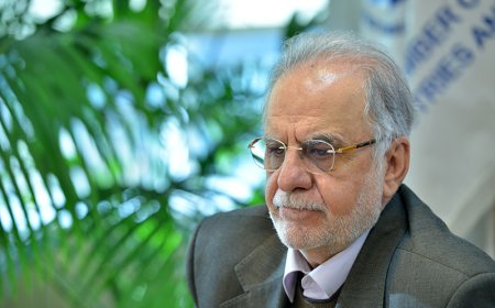 کرباسیان: سیاسیون یک مقدار کوتاه بیایند و بگذارند اقتصادیون کشور را بگردانند