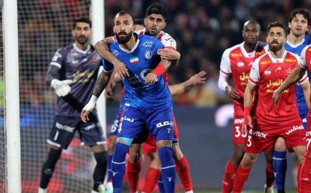 جنگ قهرمانی بین استقلال و پرسپولیس؛ کدام تیم جام را بالای سر می‌برد؟