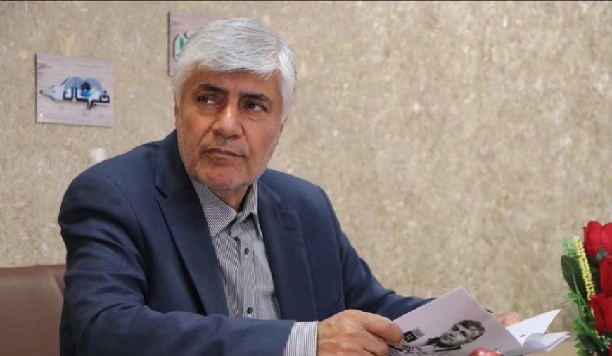 پاک فطرت : با اجرای شفاف قوانین باید اعتماد مردم را افزایش داد