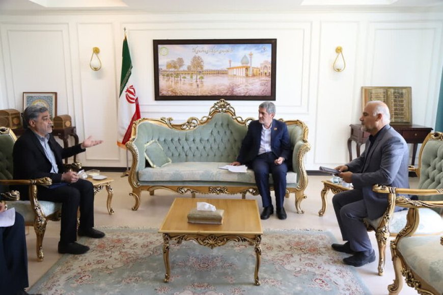 استاندار فارس: ظرفیت‌های گردشگری استان باید فعال شوند