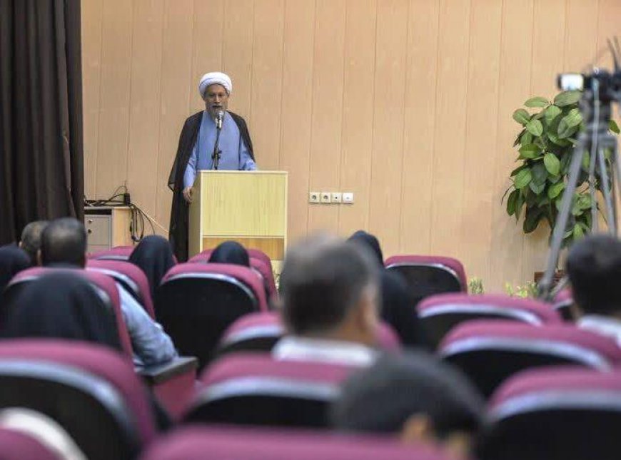 امام جمعه شیراز : تاثیر کلانشهر شیراز در جهان باید تقویت شود