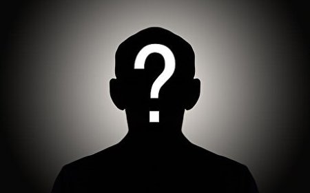 بگو مجری مناظره‌های تلویزیونی کیست تا بگویم چه انتخاباتی در پیش روست ...
