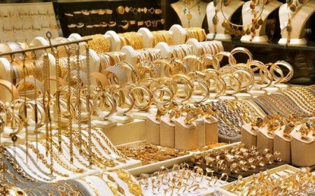 صبح ها طلا بخریم یا عصرها؟ | نحوه محاسبه نرخ طلا در روزهای تعطیل