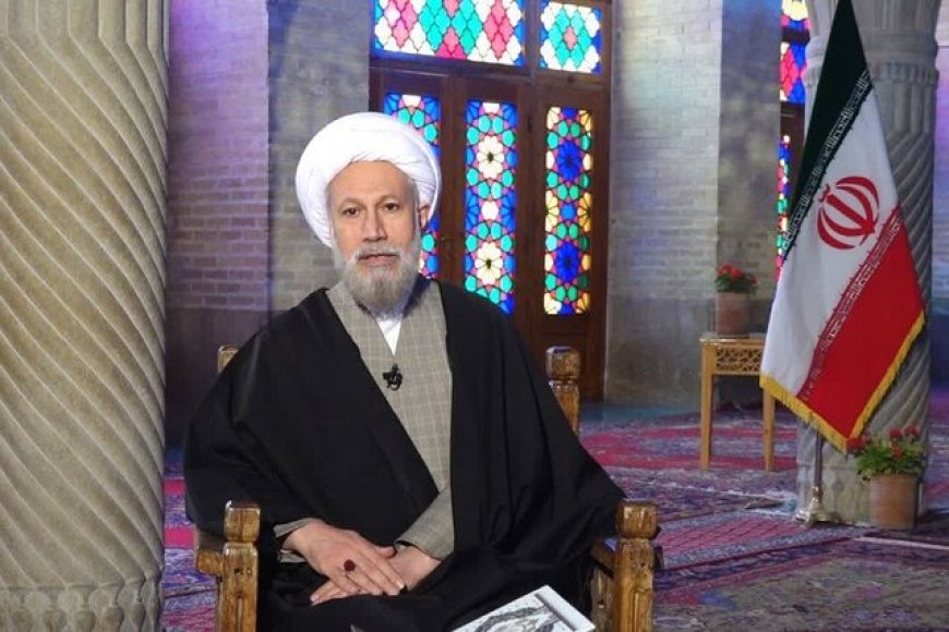امام جمعه شیراز : امام(ره) منشأ تحول در عالم بود