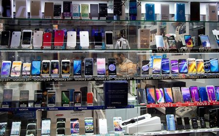 چرا قیمت موبایل جهش کرد؟