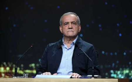 پزشکیان: حساب مردم شریفی که به هر دلیلی ناراضی هستند، از دشمنان جداست/ وظیفه ‌دولت پیگیری مطالبات به حق تمام مردم است