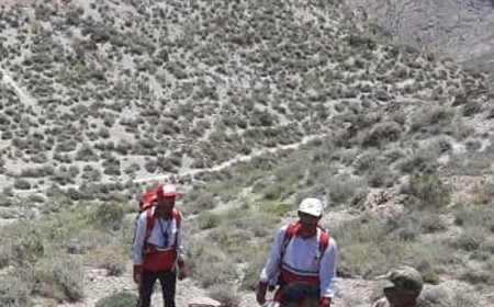 پیکر آی نور دختر بچه الیگودرزی پس از ۶ روز در یک چاه فاضلاب پیدا شد