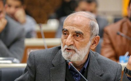 شریعتمداری خطاب به پزشکیان: ادعای خودتان را پس بگیرید