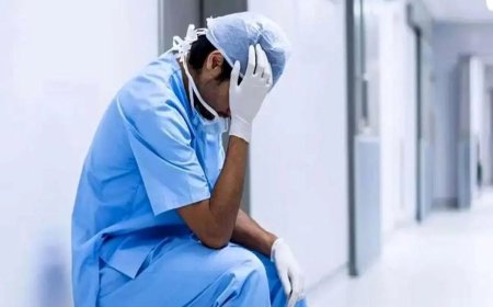 پرداخت ۱۴۰ هزار تومان بابت ۷ ساعت اضافه‌کاری به یک پرستار؛ کمتر از پول یک ساندویچ!