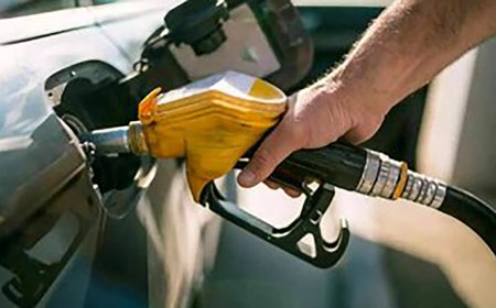 تاریخچه تغییرات قیمتی بنزین از سال ۱۳۳۰ تا ۱۴۰۳
