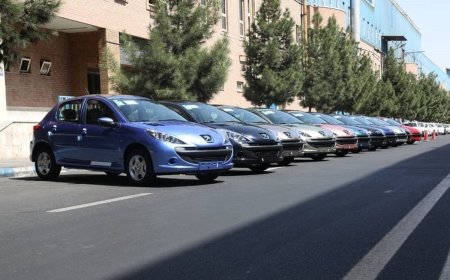 قیمت روز خودرو شنبه ۲۴ شهریور/ تغییر مسیر ۲۰۷ در بازار آزاد خودرو