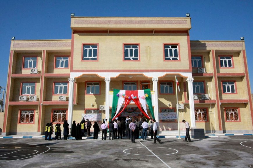 چگونه مدارس قانون را دور می‌زنند؟