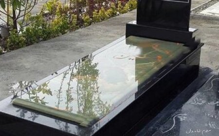 متفاوت‌ترین سنگ قبر در ایران؛ روایت زندگی زن ۳۶ ساله