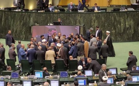 مسعود پزشکیان دقایقی پیش برای تقدیم لایحه بودجه سال ۱۴۰۴ کل کشور وارد مجلس شد