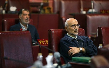 غیبت معنادار محمود احمدی نژاد در جلسه مجمع تشخیص