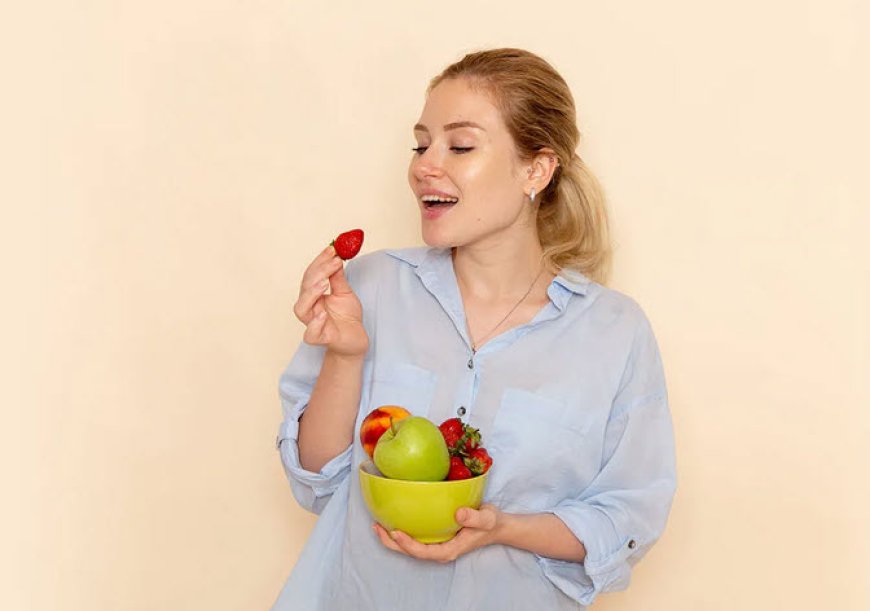 میوه را با معده خالی بخوریم یا پُر؟
