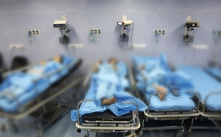مسمومیت ۴۰ دانشجوی دانشکده علوم پزشکی شوشتر