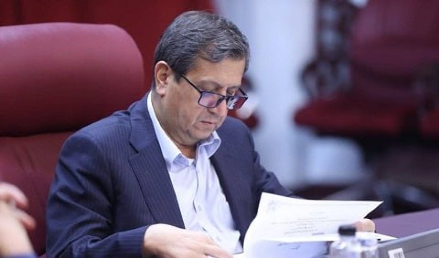 همتی: در زمینه آیفون هایی که قبلا وارد کشور شده است نیز تمهیدی خواهیم کرد