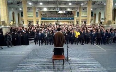 واکنش رهبر انقلاب به تحولات سوریه: کاری که نیروهای ما در عراق و سوریه کردند، مستشاری بود/ حضور نظامی به این معنی نبود که لشکرهایمان را ببریم