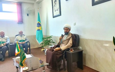 امام جمعه فسا : کمک های خادمیاران در عرصه فرهنگی و خدمت به محرومان بسیار تاثیر گذار است
