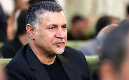 ببینید| چرت زدن علی دایی در رختکن حین بازدید و دیدار مسئولین مشهدی