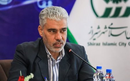 ساعت کاری ادارات فارس در نیمه اول دی‌ماه اعلام شد/ برف و باران مشکلی ایجاد نکرد