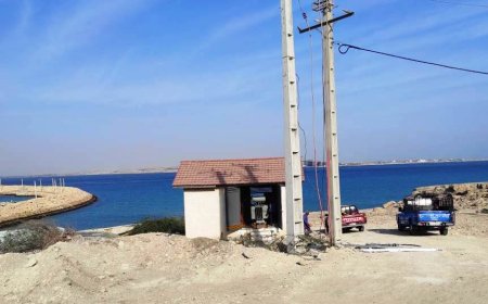 تجربه ولتاژ های استاندارد برق  به جزیره گردشگری هنگام رسید