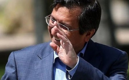 همتی: نگفتم کف دلار ۷۳ هزار تومان است