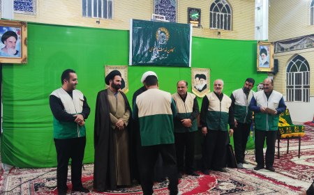 امام جمعه اقلید : خادمیاران سفیران فرهنگی برای انتقال مفاهیم فرهنگ رضوی هستند