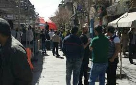 تجمع مسالمت آمیز کسبه بازار باغ  سپهسالار در اعتراض به گرانی‌های اخیر