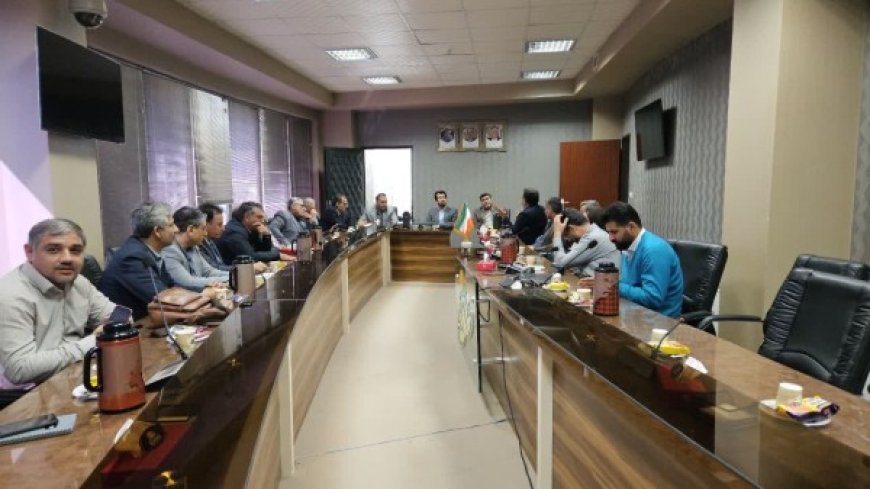 توسعه منابع آب و حفاظت از خاک دراستان فارس  بر مبنای فعالیت های دانش بنیان