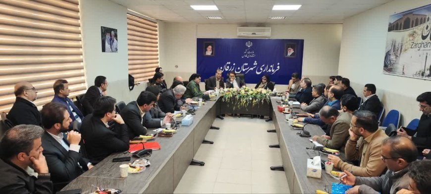 صنایع مستقر در زرقان باید بیش از این به مسوولیت اجتماعی خود عمل کنند