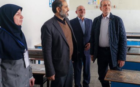 رئیس جمهور از دو مدرسه در شهر قدس بازدید کرد