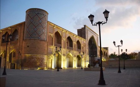 مرمت غیراصولی مسجد خان شیراز متوقف شد