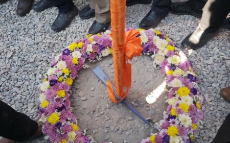 کلنگ‌زنی مجموعه گردشگری در پارک بازسازی آبادان