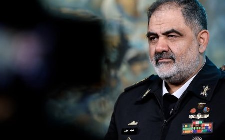 دریادار ایرانی: استقرار یگان‌ جنگ‌های الکترونیک در جاسک