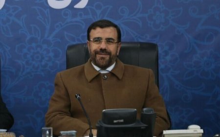 استاندار فارس: با تمام توان پیگیر حل مشکلات کارگران خواهم بود