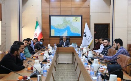 استاندار هرمزگان: دانشجویان با انجام پژوهش‌های مبتنی بر اقتصاد دریامحور راهکارهای عملی ارائه دهند