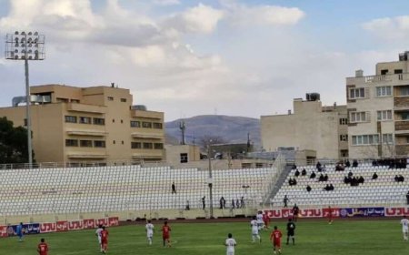 فوتبال دسته یک / برتری شهر راز شیراز مقابل مس سونگون تبریز