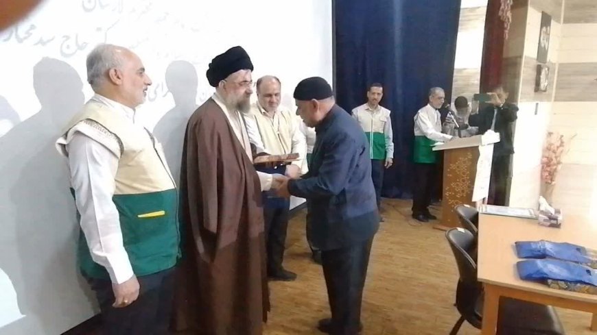 امام جمعه لارستان : مردم لارستان در ارادت به امام رضا (ع) در سطح کشور شگفتی ساز هستند