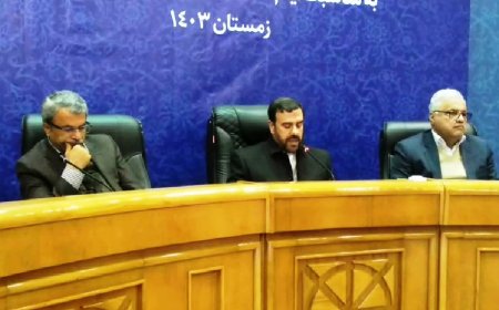 مصاحبه استاندار فارس با خبرنگاران به مناسبت دهه فجر انقلاب