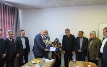 قدردانی از حمایت بی‌دریغ و مستمر بانوی خیر پیشکسوت عرصه سلامت استان فارس