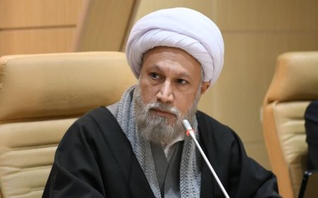 امام جمعه شیراز: حرف منطقی و عالمانه را بپذیریم
