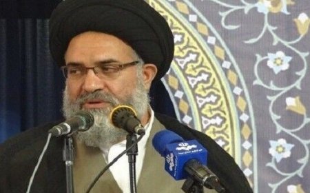 امام جمعه یاسوج: پیشرفت و توسعه با حضور و در صحنه بودن مردم حاصل می شود