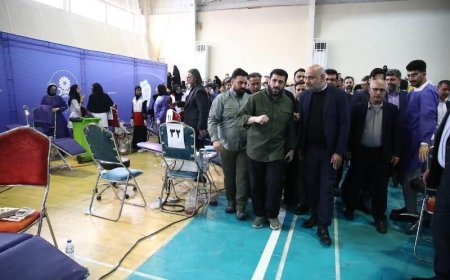 وزیر رفاه از اردوی جهادی درمانی قرارگاه «الکفیل» در عسلویه بازدید کرد