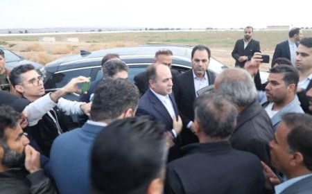 کشاورزان دشتستان دغدغه‌های خود را با وزیر جهاد کشاورزی درمیان گذاشتند