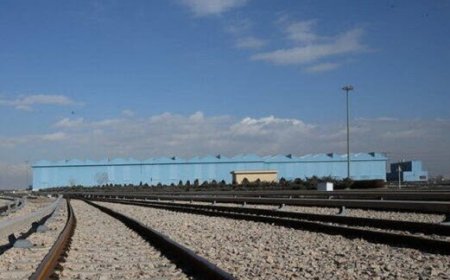 پزشکیان: روند احداث راه‌آهن بوشهر - شیراز تسریع می‌شود