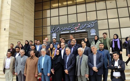 افتتاح یک کتابخانه جدید در شیراز