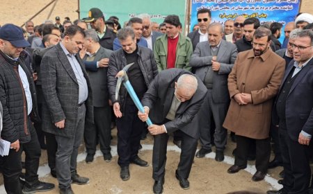 آغاز ساخت پست ۶۶ کیلوولت حاجی آباد با حضور وزیر نیرو